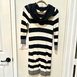 Express seater dress perfect with leggings!